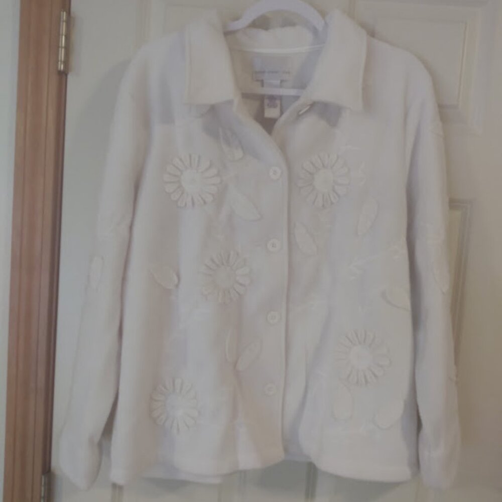 Susan Graver: Button down jacket cream color Flower design. Size Large.